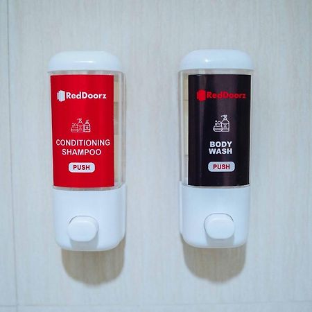 Reddoorz At Bel Air Soho Suites Makati City Esterno foto