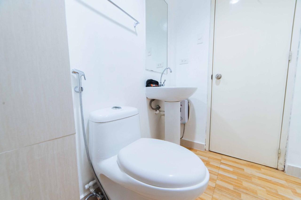 Reddoorz At Bel Air Soho Suites Makati City Esterno foto
